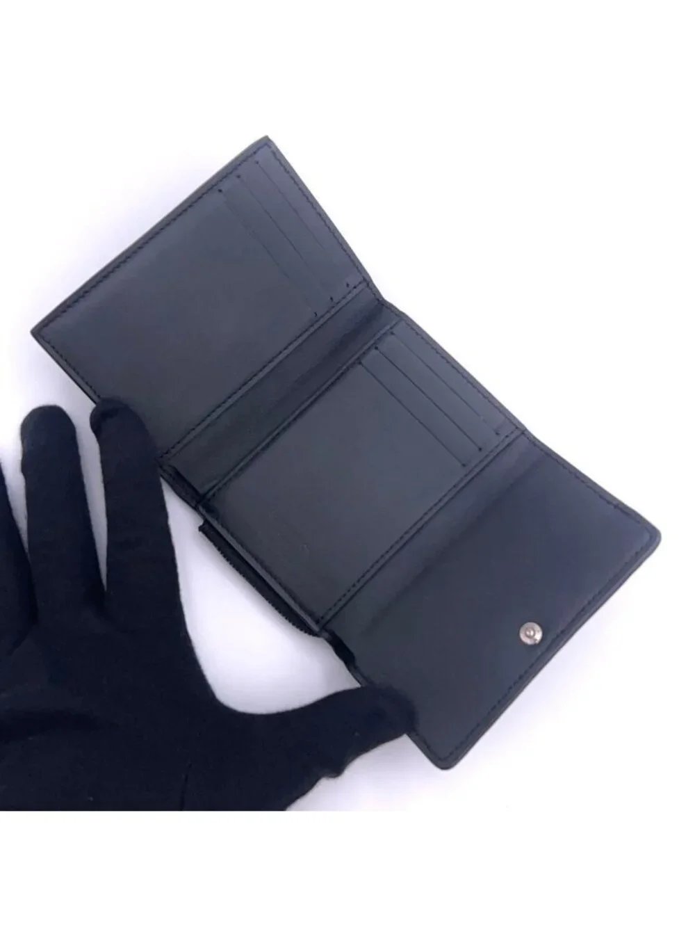 Louis Vuitton Portefeuille Pilot Trifold Wallet Black Taurillon